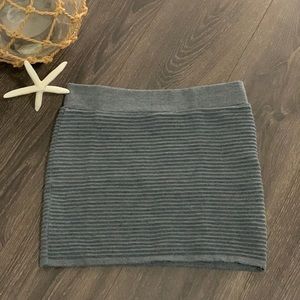 Fashionable grey skirt